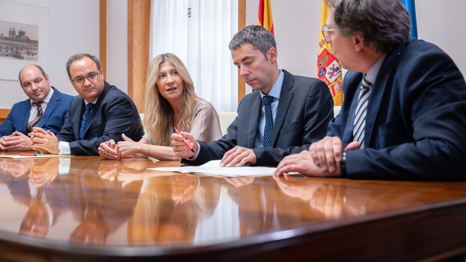 Mecanus Innovación firma acuerdo estratégico con Santa Bárbara Sistemas para impulsar la defensa inteligente