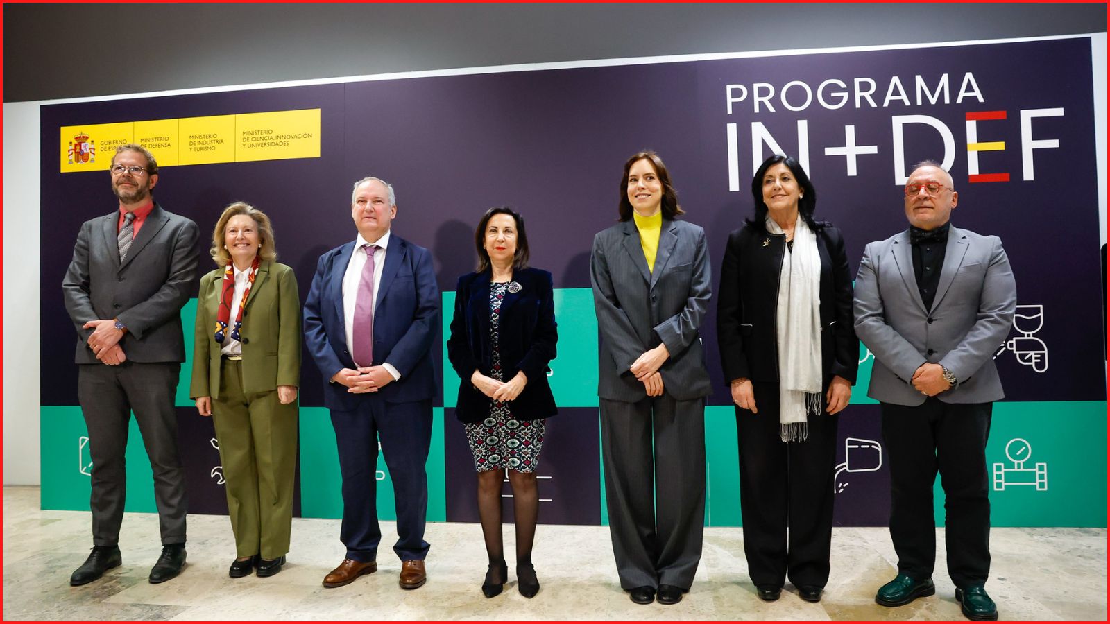 Mecanus asiste a la firma del compromiso tripartito para el impulso de la industria de Defensa